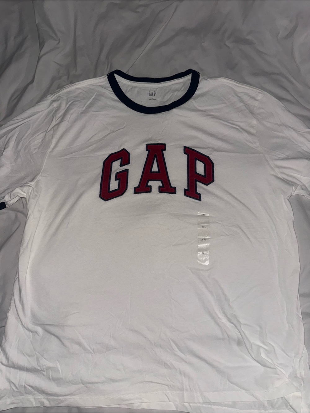 Gap white t shirt
